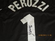Футболка с автографом Peruzzi 1999г.
